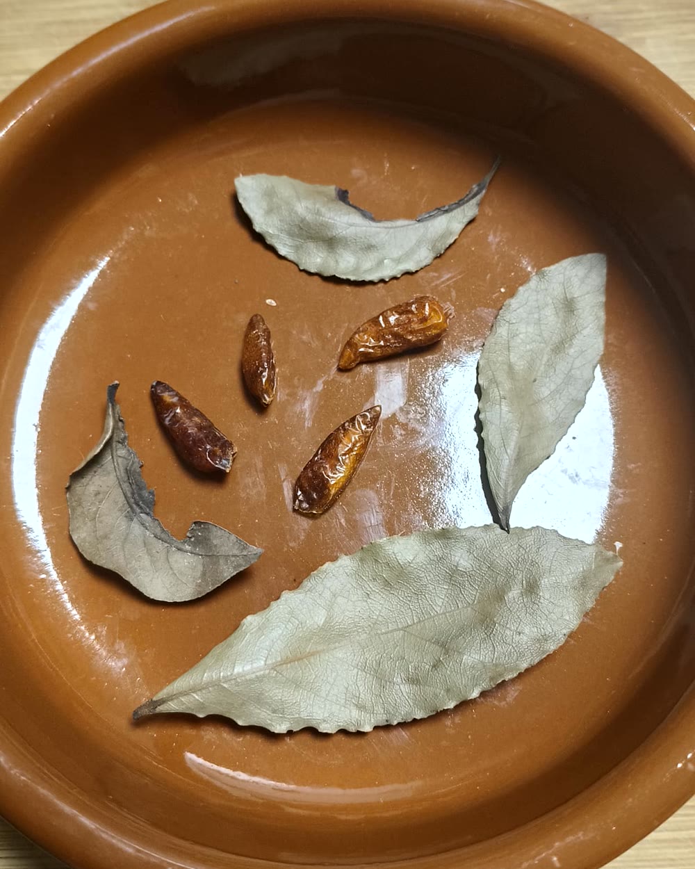 Laurier et piments